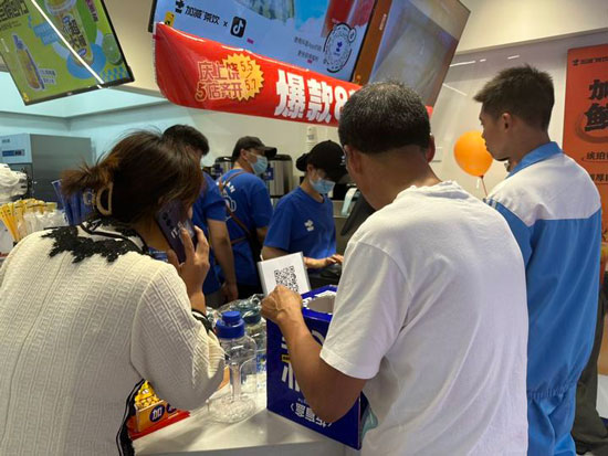 奶茶加盟什么品牌有实力?中国·3003新葡(集团)加盟让你创业无忧!